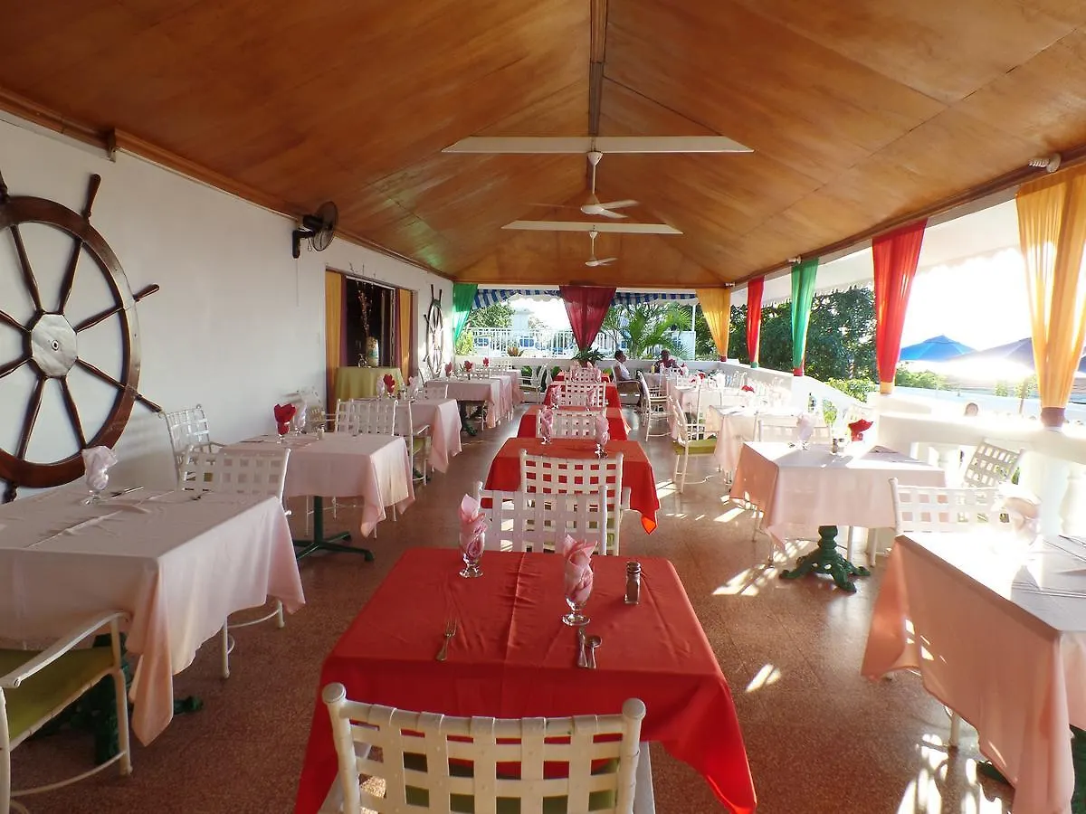 Sunset Beach Studio @ Montego Bay Club Resort